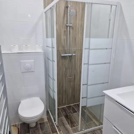 Joli Calme Contemporain Cdg/parc D'expo Villepinte/paris Apartment *